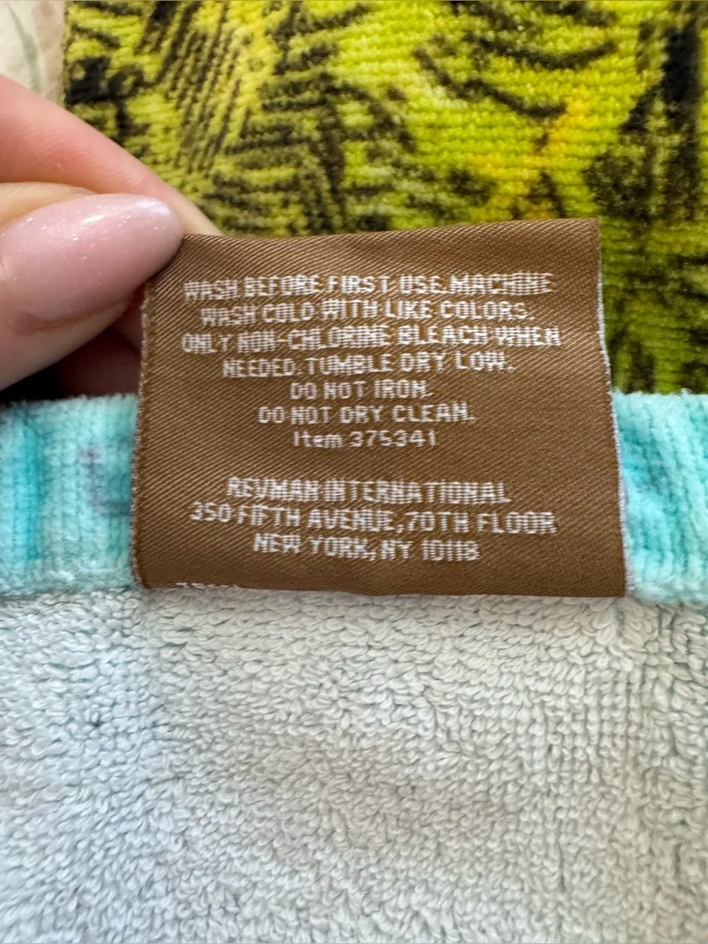 Vintage Tommy Bahama Beach Towel 100% Cotton XL 40”x 70” Summer Core